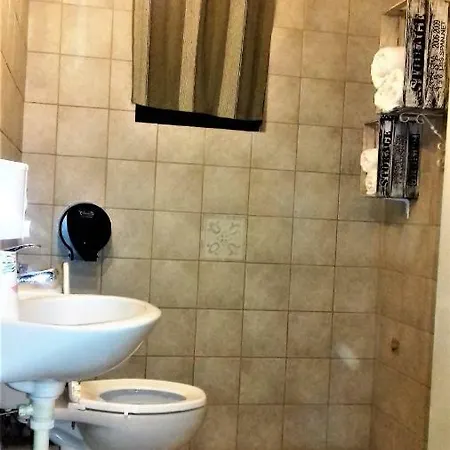 Elisw * أفيتوس